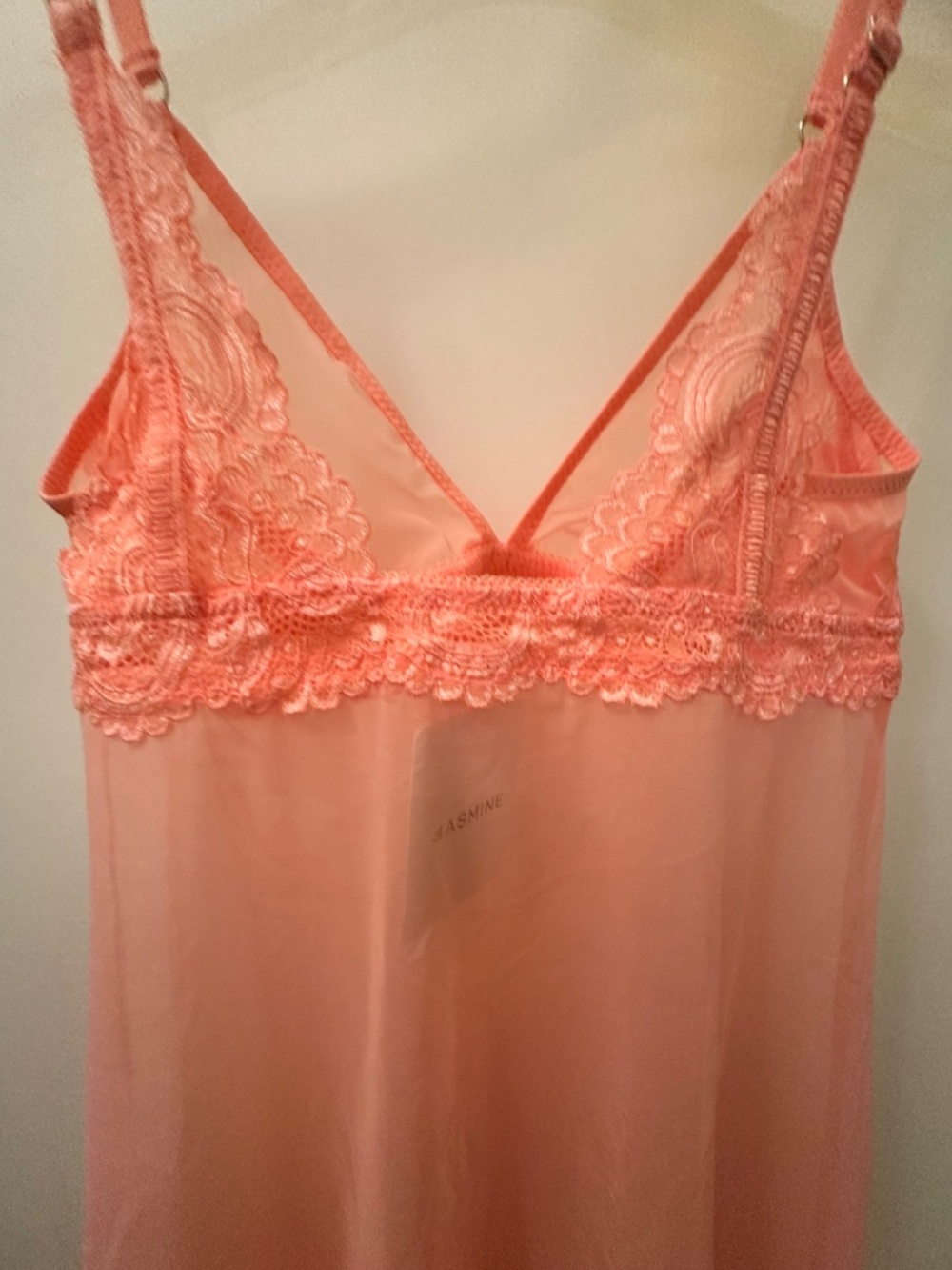 Brand Jasmine. Arianna women’s nightshirt. Color: A vibrant coral tone. Size S - Picture 7 of 10